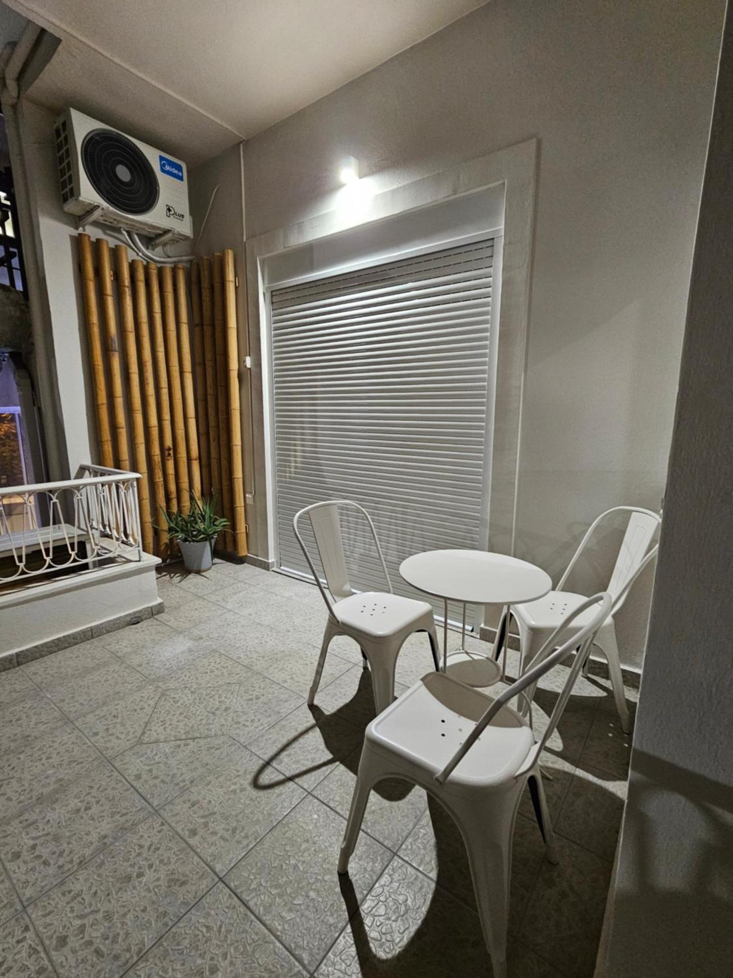 Bamboo Apartment Marousi Center Atenas Exterior foto